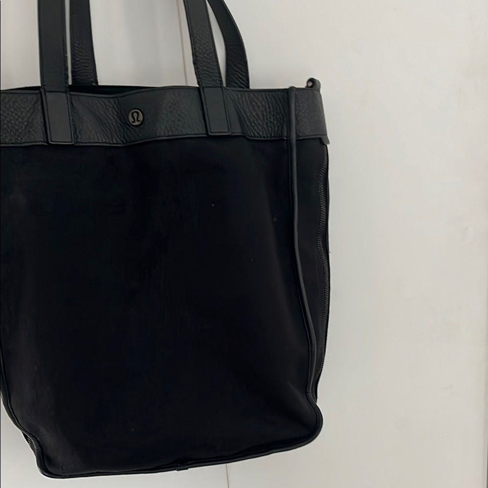 Lululemon Black Tote with Minimalist Design